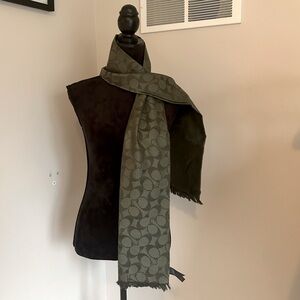 Coach Signature Wrap/Scarf